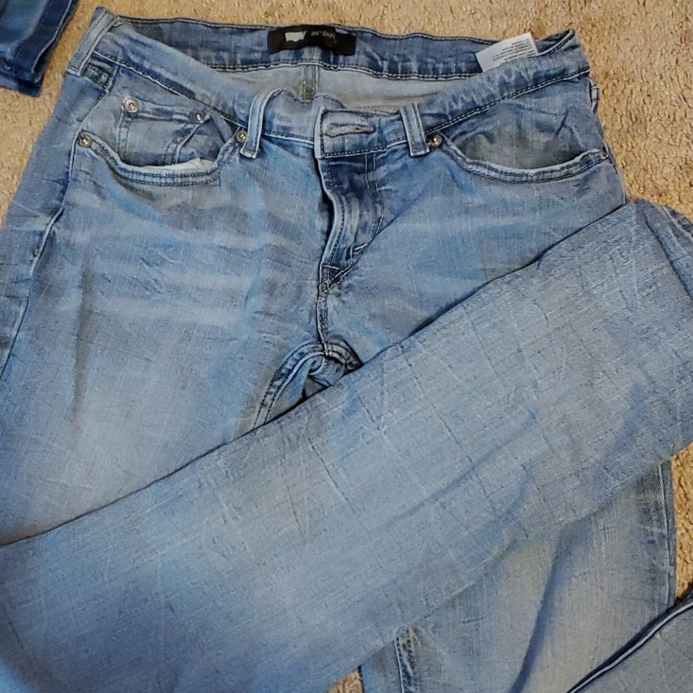 Levi's